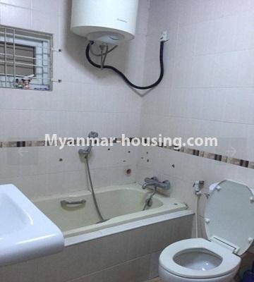 ミャンマー不動産 - 賃貸物件 - No.4697 - Unfinished 3 BHK Esprado Condominium room for rent in Dagon! - bathroom view