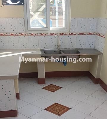 ミャンマー不動産 - 賃貸物件 - No.4700 - Nice landed house for rent in Shwe Pyi Thar! - kitchen view