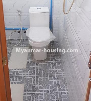 မြန်မာအိမ်ခြံမြေ - ငှားရန် property - No.4700 - ရွေှပြည်သာတွင် လုံးချင်းအိမ်သန့်သန့်လေး ငှားရန်ရှိသည်။ - bathroom 2 view