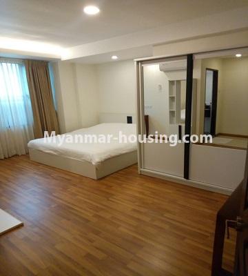 ミャンマー不動産 - 賃貸物件 - No.4718 - 3  BHK JL Inya Serviced Residence room for rent in Kamaryut! - single bedroom 1 view