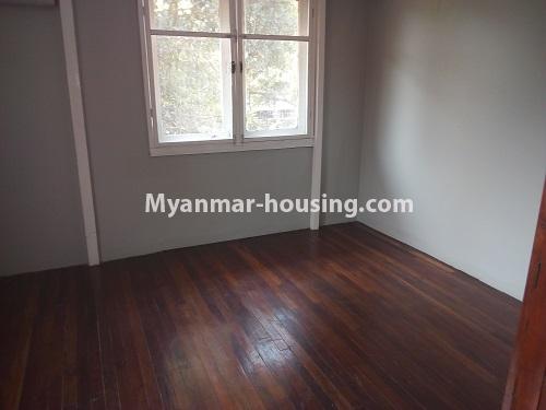 缅甸房地产 - 出租物件 - No.4721 - Two storey landed house with reasonable price for rent in Hlaing! - bedroom 2 view