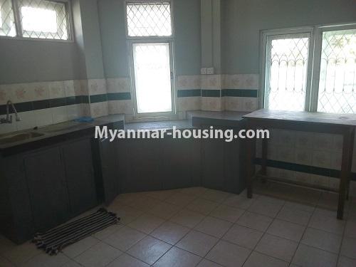 缅甸房地产 - 出租物件 - No.4721 - Two storey landed house with reasonable price for rent in Hlaing! - kitchen view