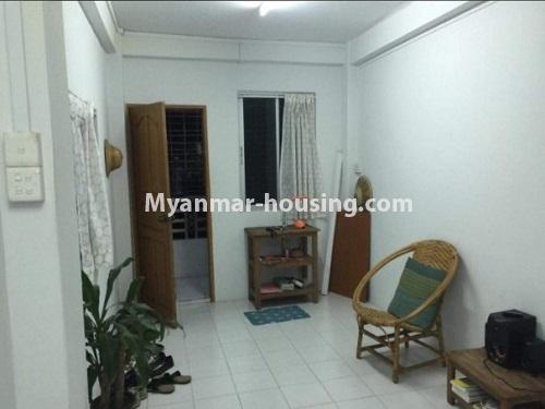 缅甸房地产 - 出租物件 - No.4724 - First floor apartment room for rent in Sanchaung! - living room view
