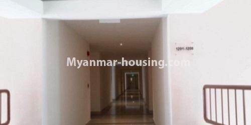 缅甸房地产 - 出租物件 - No.4733 - Furnished Duplex Penthouse for rent in Star City, Thanlyin! - corridor view