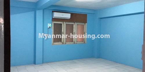 缅甸房地产 - 出租物件 - No.4734 - Large office room for rent on Ba Yint Naung Road, Kamaryut Township. - bedroom view