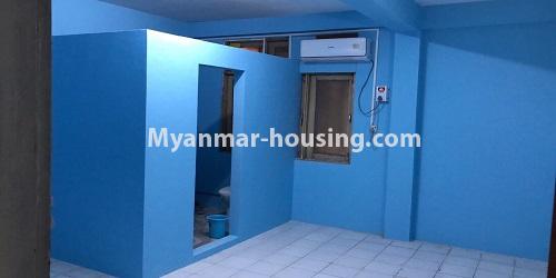 缅甸房地产 - 出租物件 - No.4734 - Large office room for rent on Ba Yint Naung Road, Kamaryut Township. - master bedroom view