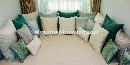 ミャンマー不動産 - 賃貸物件 - No.4746 - 1BHK Pyay Garden Residence serviced room for rent in Sanchaung! - lounge view