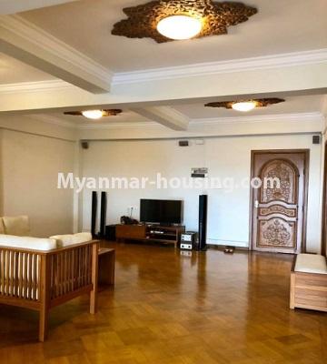 缅甸房地产 - 出租物件 - No.4747 - Nice Pyae Wa condominium room for rent in Bahan! - anothr view of living room