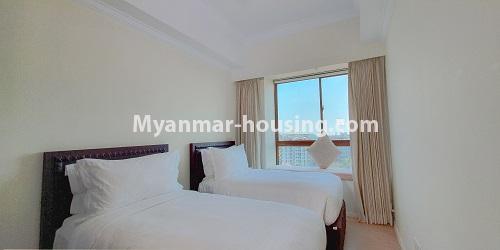 မြန်မာအိမ်ခြံမြေ - ငှားရန် property - No.4750 - စမ်းချောင်းတွင် Pyay Garden Residenceတွင် အိပ်ခန်းသုံးခန်းပါ၍ ၀န်တောင်မှုပေးသောခန်း ငှားရန်ရှိသည်။another single bedroom with twin bed