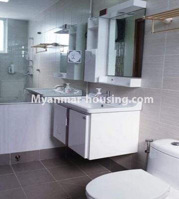 缅甸房地产 - 出租物件 - No.4759 - 3BHK unit in B Zone with nice decoration for rent in Star City, Thanlyin! - bathroom view