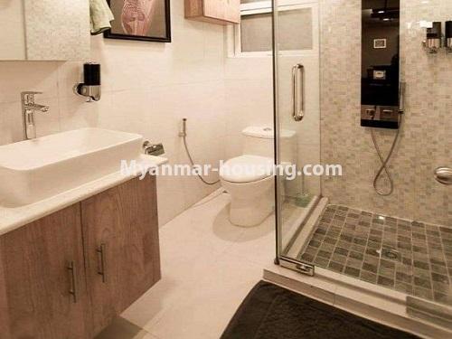 ミャンマー不動産 - 賃貸物件 - No.4768 - 2BHK lovely room for rent in Star City, Thanlyin! - another bathroom view