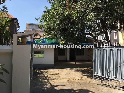 Myanmar real estate - for rent property - No.4779 - Landed house near Moe Kaung Road for rent in Yankin! - house view