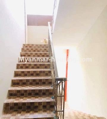 ミャンマー不動産 - 賃貸物件 - No.4784 - Mini condo room for rent near Tarmway Ocean, Tarmway Township. - stair view