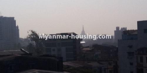 ミャンマー不動産 - 賃貸物件 - No.4799 - 1 BHK nice penthouse with panoramic view for rent in Sanchaung! - shwedagon pagoda view
