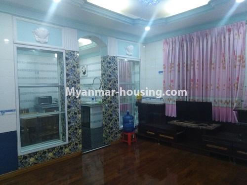 မြန်မာအိမ်ခြံမြေ - ငှားရန် property - No.4801 - စမ်းချောင်တွင် ပရိဘောဂပါပြီး အိပ်ခန်းတစ်ခန်းပါသော တိုက်ခန်းငှားရန် ရှိသည်။anothr view of living room