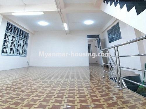 ミャンマー不動産 - 賃貸物件 - No.4803 - 3 RC Building for rent in South Okkalapa! - first floor hall view