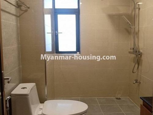 မြန်မာအိမ်ခြံမြေ - ငှားရန် property - No.4804 - အဆင့်တန်းမြင့်မြင့်နေချင်သူများအတွက် Time City Condo တွင် အခန်းငှားရန်ရှိသည်။ - another bathroom view