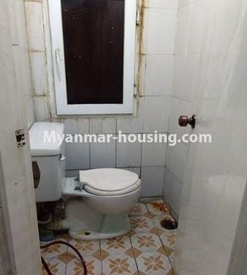 缅甸房地产 - 出租物件 - No.4814 - Kandawgyi Tower condominium room for rent in Mingalar Taung Nyunt! - another bathroom view