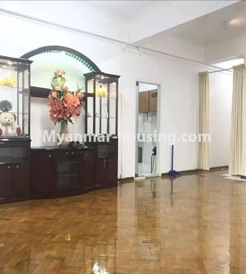 ミャンマー不動産 - 賃貸物件 - No.4815 - 3BR condominium room for rent in Haling! - anothr view of living room