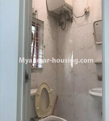 ミャンマー不動産 - 賃貸物件 - No.4815 - 3BR condominium room for rent in Haling! - bathroom view