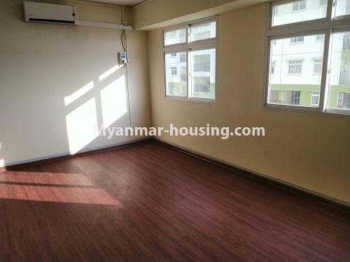 ミャンマー不動産 - 賃貸物件 - No.4816 - 3BR Yatana Hninzi condominium room for rent in Dagon Seikkan! - another single bedroom view