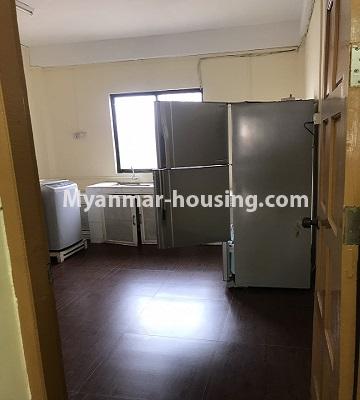 ミャンマー不動産 - 賃貸物件 - No.4820 - 2BHK mini condo room near Myanmar Plaza! - another view of kitchen