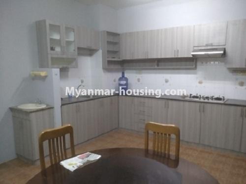 ミャンマー不動産 - 賃貸物件 - No.4821 - Furnished Yankin Zay condominium room for rent! - kitchen view