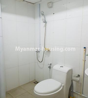 ミャンマー不動産 - 賃貸物件 - No.4824 - 2BH Yadanar Hninsi Condominium room for rent in Dagon Seikkan! - bathroom view