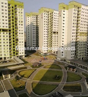 ミャンマー不動産 - 賃貸物件 - No.4824 - 2BH Yadanar Hninsi Condominium room for rent in Dagon Seikkan! - housing area view