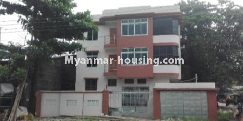 မြန်မာအိမ်ခြံမြေ - ငှားရန် property - No.4827 - တောင်ဒဂုံစက်မှုဇုန်(၂)ထဲတွင် လုံးချင်း ၃ထပ်တစ်လုံးငှားရန်ရှိသည်။ - building view
