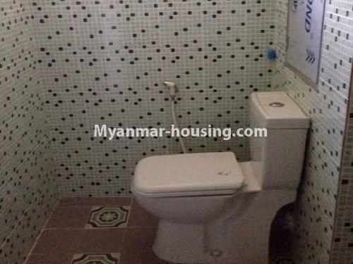 缅甸房地产 - 出租物件 - No.4831 - Large apartment for office option for rent, 7 Mile, Mayangone! - another bathroom view