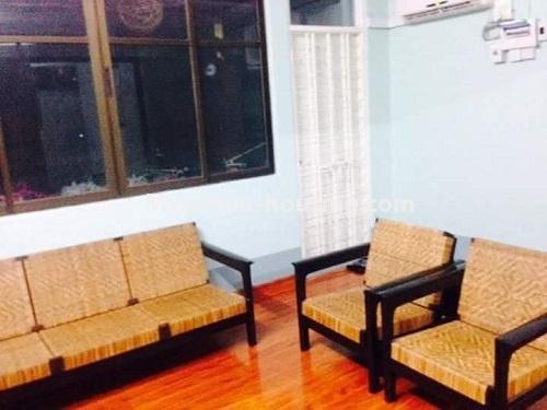 缅甸房地产 - 出租物件 - No.4838 - 2 BHK apartment room with reasonable price for rent in Botahtaung! - living room view