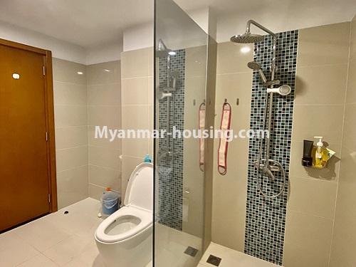 ミャンマー不動産 - 賃貸物件 - No.4844 - Star City Galaxy Tower Ground floor for rent, Thanlyin! - bathroom view