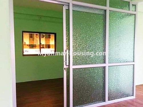 ミャンマー不動産 - 賃貸物件 - No.4854 - 1 BHK apartment room for rent in Sanchaung! - bedroom view