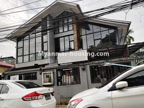 缅甸房地产 - 出租物件 - No.4866 - Half and two storey landed house for rent in Mayangone! - house view