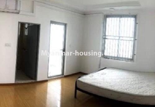 ミャンマー不動産 - 賃貸物件 - No.4871 - 2 BHK Royal Thukha condominium room for rent in Hlaing! - bedroom view