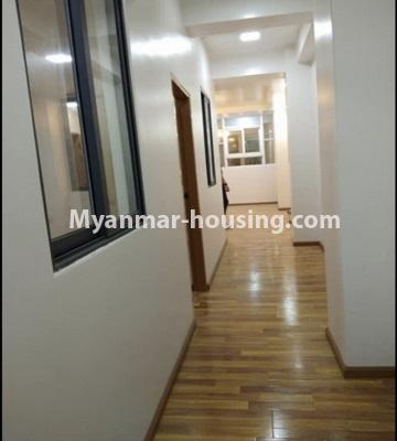 ミャンマー不動産 - 賃貸物件 - No.4882 - 1BHK Mini Condominium Room for rent in Pazundaung! - corridor view