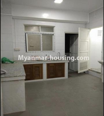 ミャンマー不動産 - 賃貸物件 - No.4882 - 1BHK Mini Condominium Room for rent in Pazundaung! - kitchen view