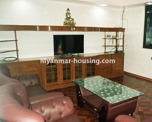 缅甸房地产 - 出租物件 - No.4898 - Nice 4BHK Apartment Room for Rent near Yae Kyaw, Botahtaung! - living room view