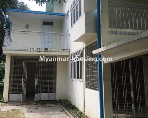မြန်မာအိမ်ခြံမြေ - ငှားရန် property - No.4899 - ပင်လုံရိပ်မွန် အိမ်ရာထဲတွင် လုံးချင်းတစ်လုံး ငှားရန်ရှိသည်။another view of house