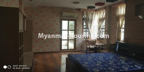 မြန်မာအိမ်ခြံမြေ - ငှားရန် property - No.4903 - မင်္ဂလာဒုံတွင် ပရိဘောဂပါပြီး နှစ်ထပ်အိ်မ်တစ်လုံး ငှားရန်ရှိ်သည်။bedroom view