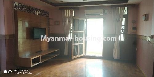 မြန်မာအိမ်ခြံမြေ - ငှားရန် property - No.4903 - မင်္ဂလာဒုံတွင် ပရိဘောဂပါပြီး နှစ်ထပ်အိ်မ်တစ်လုံး ငှားရန်ရှိ်သည်။ - upstairs living room view