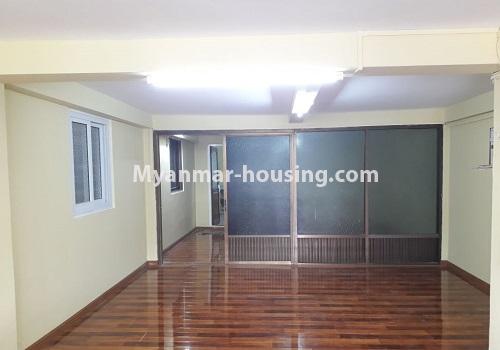 ミャンマー不動産 - 賃貸物件 - No.4908 - Third Floor One Bedroom Apartment Room for Rent in Sanchaung! - anothr view of living room