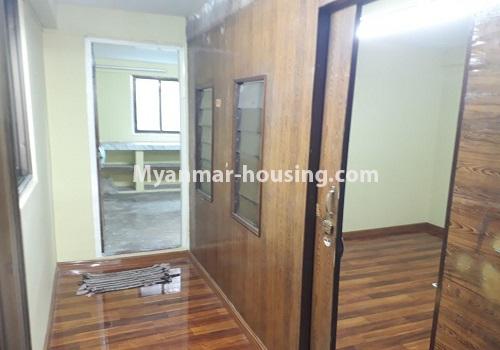 缅甸房地产 - 出租物件 - No.4908 - Third Floor One Bedroom Apartment Room for Rent in Sanchaung! - bedroom view