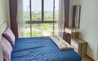 မြန်မာအိမ်ခြံမြေ - ငှားရန် property - No.4918 - အေဇုန် အိပ်ခန်းနှစ်ခန်းပါသော Star City ခန်း ငှားရန်ရှိသည်။ - living room view