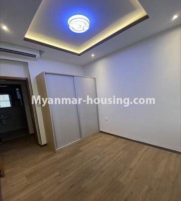 Myanmar real estate - for rent property - No.4926 - Luxurious Kantharyar Residence Condominium Room for Rent, near Kandawgyi Lake! - another bathroom 