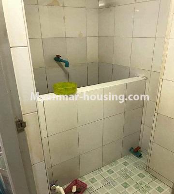 ミャンマー不動産 - 賃貸物件 - No.4941 - Ground Floor with half attic for Rent in Lanmadaw Township. - bathroom