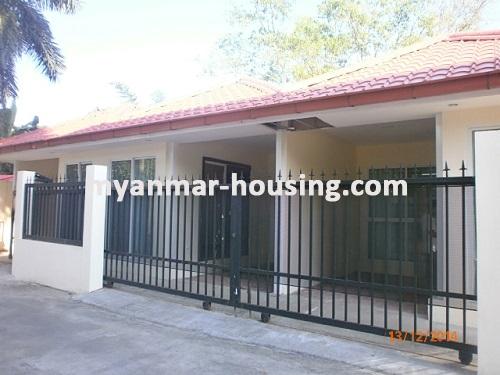 မြန်မာအိမ်ခြံမြေ - ငှားရန် property - No.894 - N/AFront view of the room