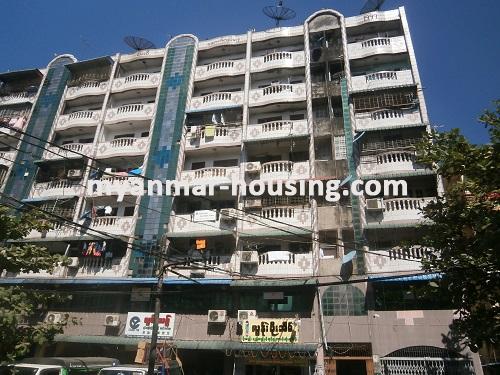 缅甸房地产 - 出售物件 - No.1101 - Apartment for sale in Tarmway! - View of the building.