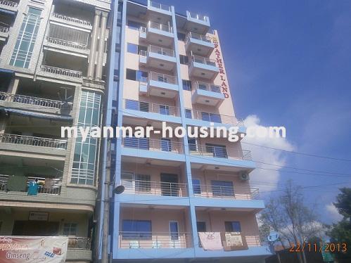 缅甸房地产 - 出售物件 - No.1442 - Good  condo  now for sale in Yankin. - View of the building.